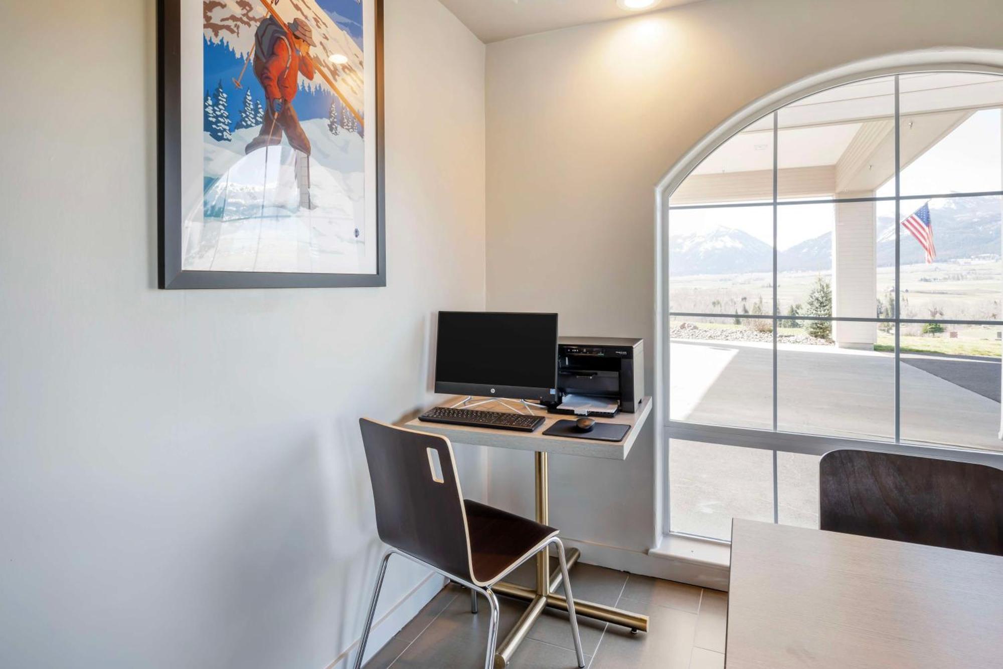 Surestay Plus By Best Western Enterprise Esterno foto